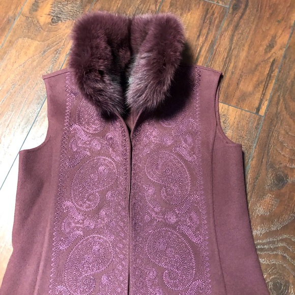 Fur Vest - Picture 2 of 6